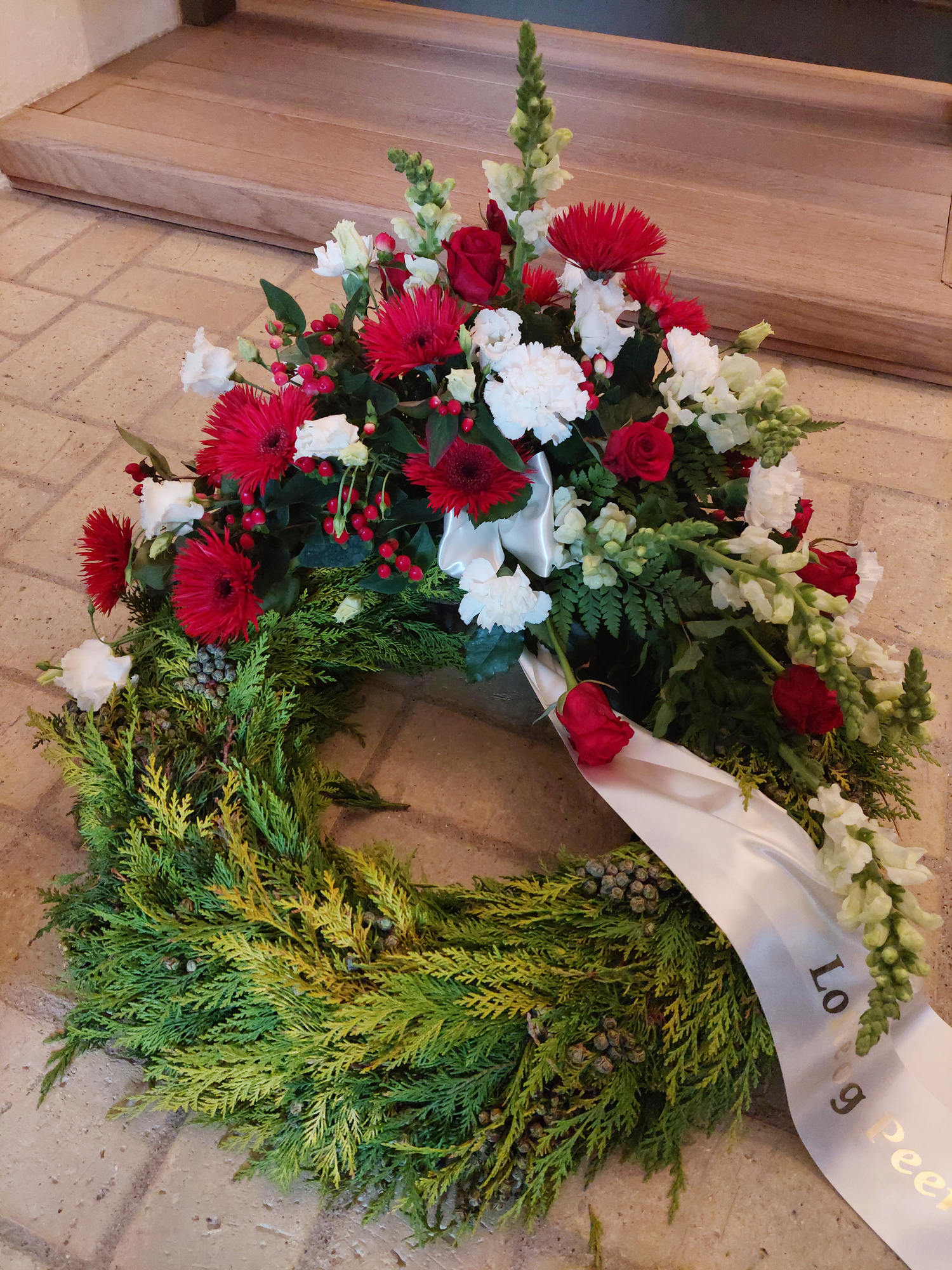 PERSONLIGT BEGRAVELSESBINDERI HOS BLOMSTERIET I FUGLEBJERG